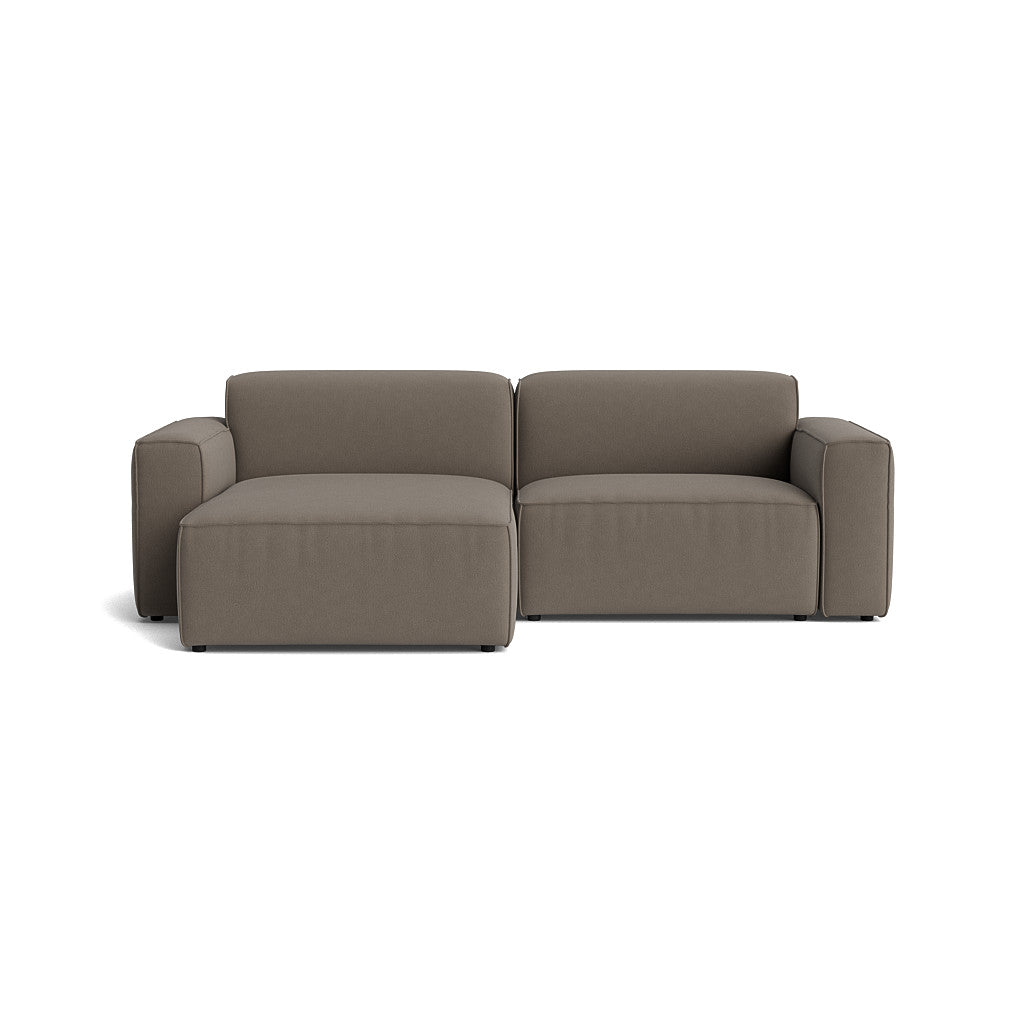 Element Roomy modulsofa til 2 personer med chaiselong, moderne design og høj komfort.