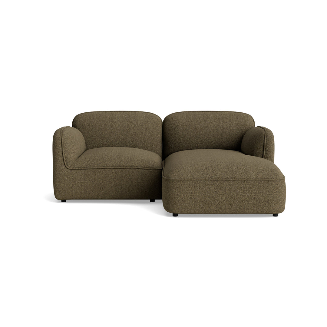 Ease 2 personers chaiselong sofa i grønt boucle 500 stof